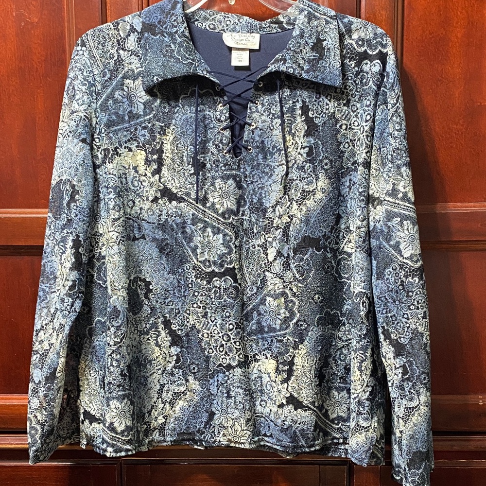 New York City Design Co. Blue Floral Lace Lace-Up Blouse size 3X